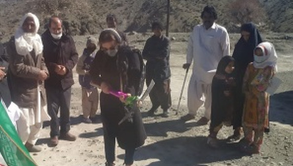 دانش آموزان روستای تیلویی پس از 21 سال  صاحب مدرسه می شوند