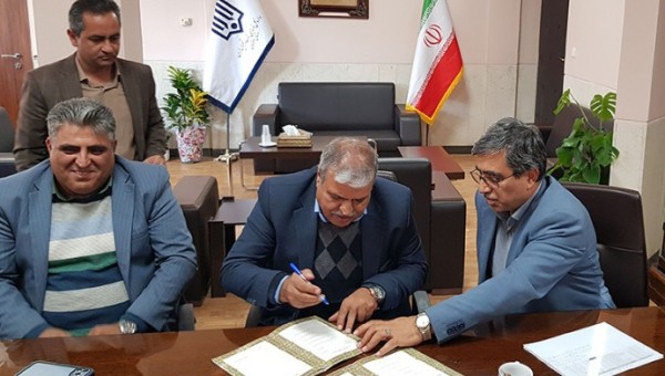 تفاهم نامه ساخت هنرستان خیرساز در شهرستان مبارکه امضا شد