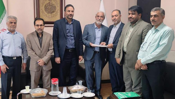 تفاهم نامه ساخت مجموعه آموزشی، فرهنگی، ورزشی خیر ساز در شهرستان مبارکه امضا شد