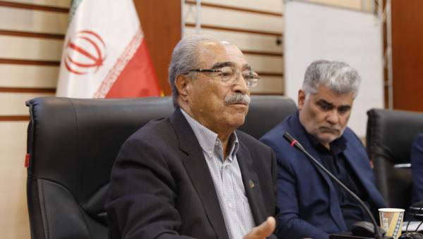 با هر قلمی و قدمی می توان در امر خیر مدرسه سازی مشارکت کرد / در این مسیر شما با خداوند معامله میکنید
