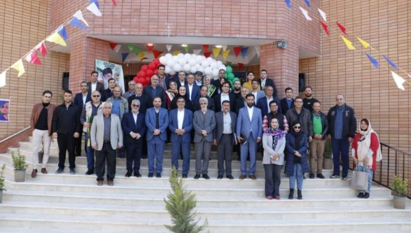 آئین افتتاحیه دبیرستان ۱۵ کلاسه زنده یاد علی اصغر باقری اصل شهرستان نظرآباد